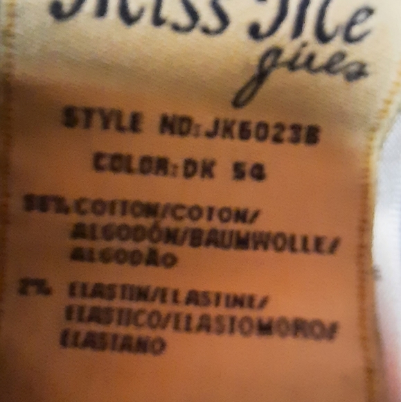 Jeans - Picture 3 of 5